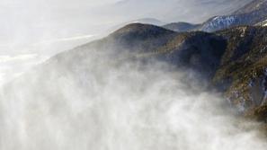 Vremenoslovci opozarjajo na okrepljen severovzhodnik, na Primorskem bo burja jut