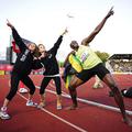 Usain Bolt se ni obremenjeval z zadnjo afero in se v Londonu po svoje veselil zm