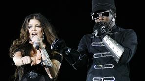 Will.i.Am in Fergie naj ne bi bila na bojni nogi. (Foto: Reuters)