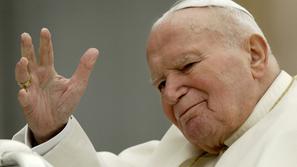 Razno 12.01.11,  papez, janez pavel, Pope John Paul II waves as he arrives to le