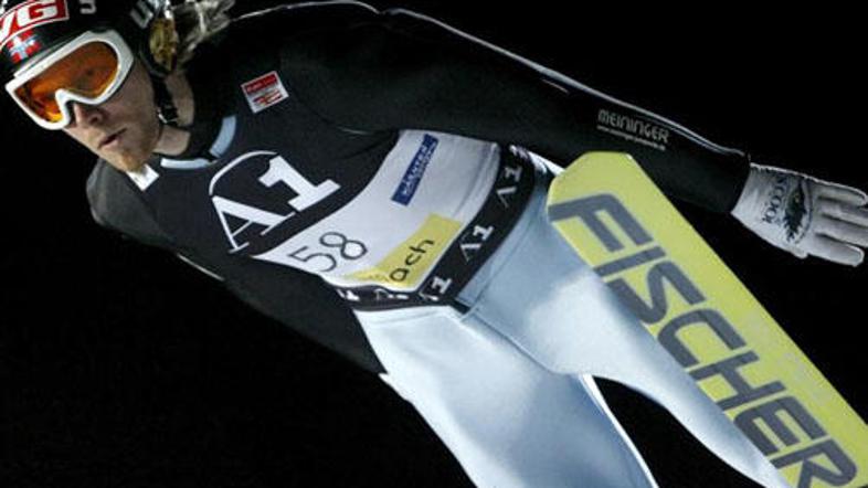 Norveški smučarski skakalec Björn Einar Romören ljubi polete.