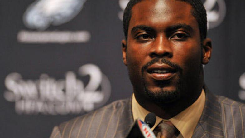 Michael Vick je podpisal za Philadelphio Eagles. Igral bo lahko od druge polovic