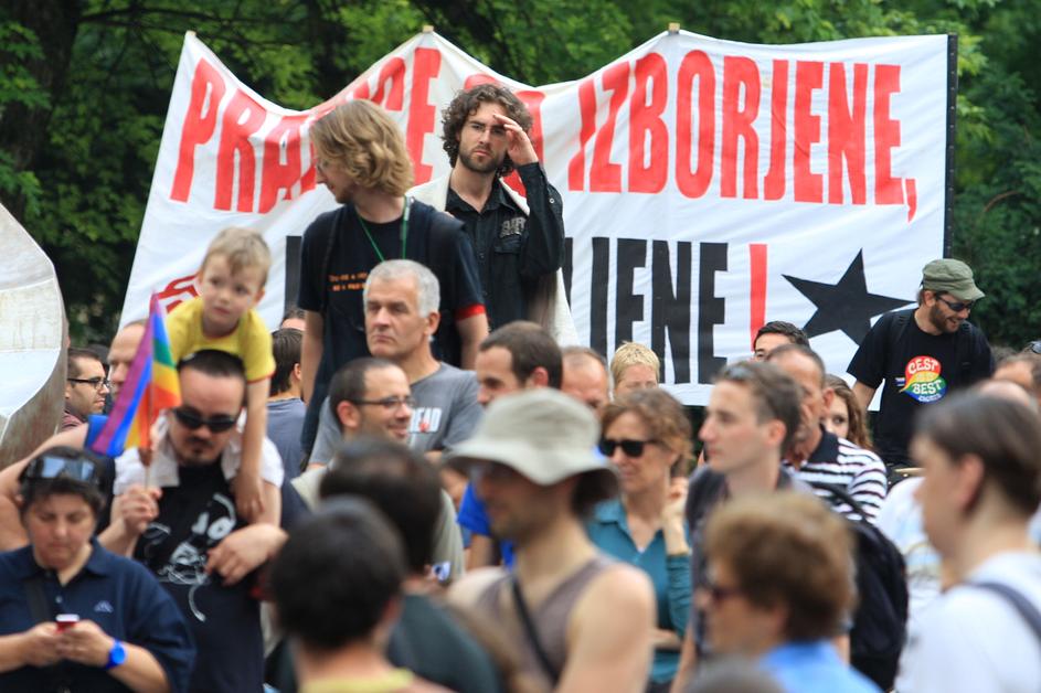 protest nevidni delavci sveta