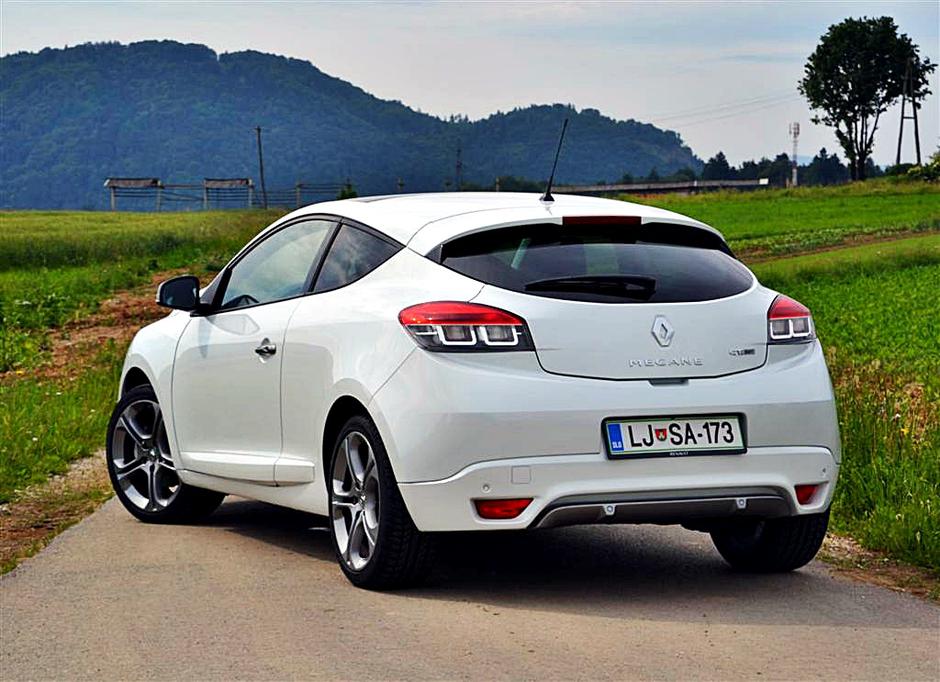 Renault megane coupe | Avtor: Gregor Prebil
