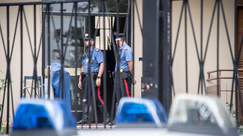 Italijanska policija - fotografija je simbolična