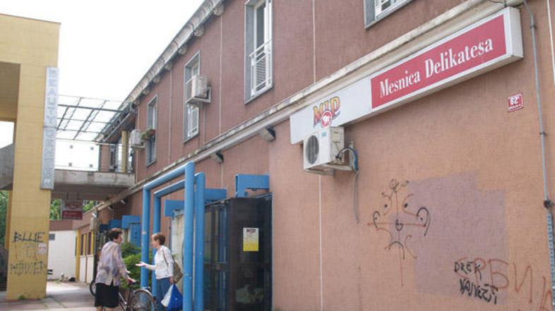 Zaradi nerodnega datuma je steajni upravitelj Mipa rok za oddajo nezavezujoih po