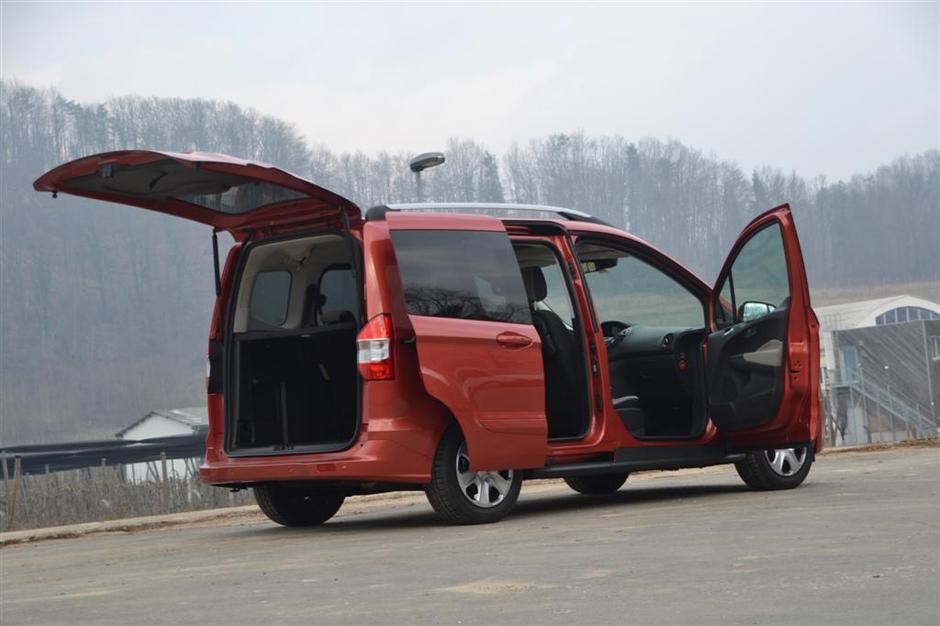 Ford tourneo courier | Avtor: Gregor Prebil