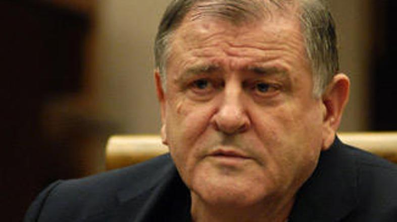 Poslanci koalicijske stranke HZDS nekdanjega premierja Vladimirja Mečiarja niso 