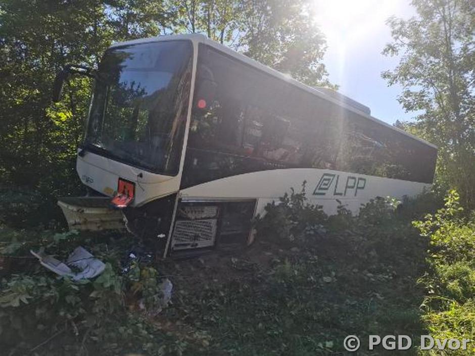Nesreča avtobusa LPP | Avtor: PGD Dvor pri Polhovem Gradcu