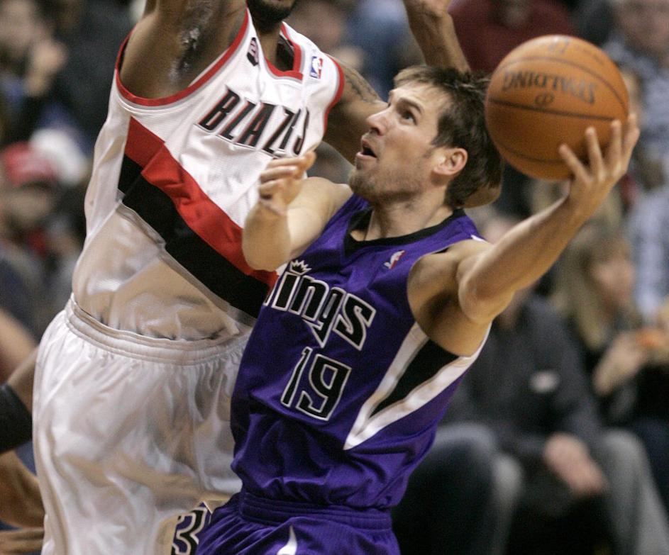 Beno Udrih zaenkrat ostaja v Sacramentu. (Foto: EPA)