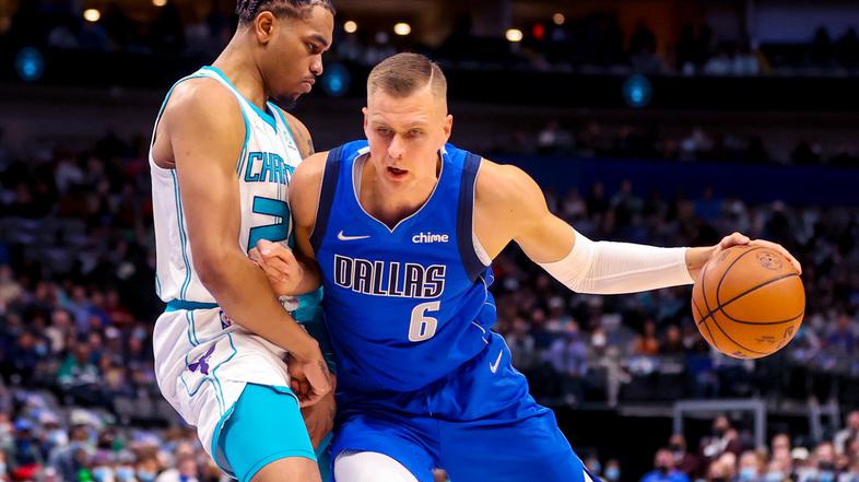 Kristaps Porzingis Mavericks Hornets