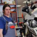 Boštjan Urbančič, pooblaščeni serviser za Moto Guzzi, Aprilio, Quaddro, Scaraber