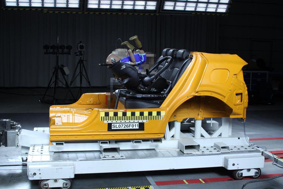 AMZS test otroških sedežev, oktober 2026 | Avtor: AMZS