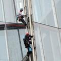Greenpeace The Shard London aktivistke
