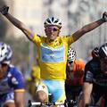Alberto Contador ob prihodu v cilj zadnje etape dirke Pariz-Nica. (Foto: Reuters