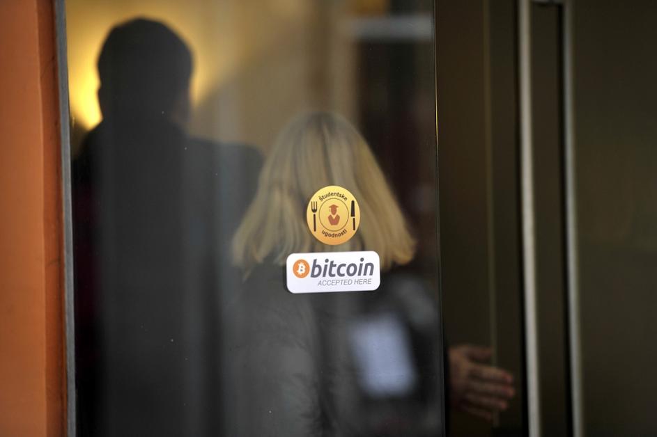 slovenija 07.02.14, bitcoin, restavracija, foto: Anze Petkovsek