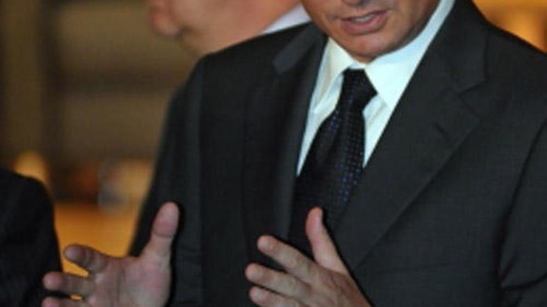 Premier Borut Pahor ves čas trdi, da je stik z odprtim morjem zagotovljen.