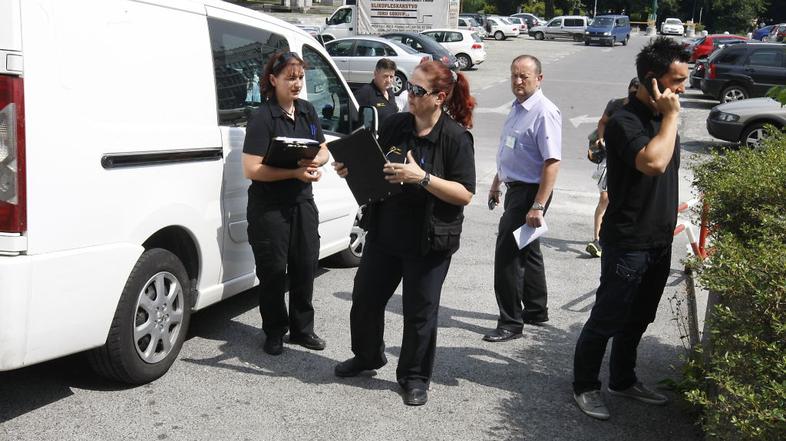 Izvršitelj Marijan Hojs pred NLB