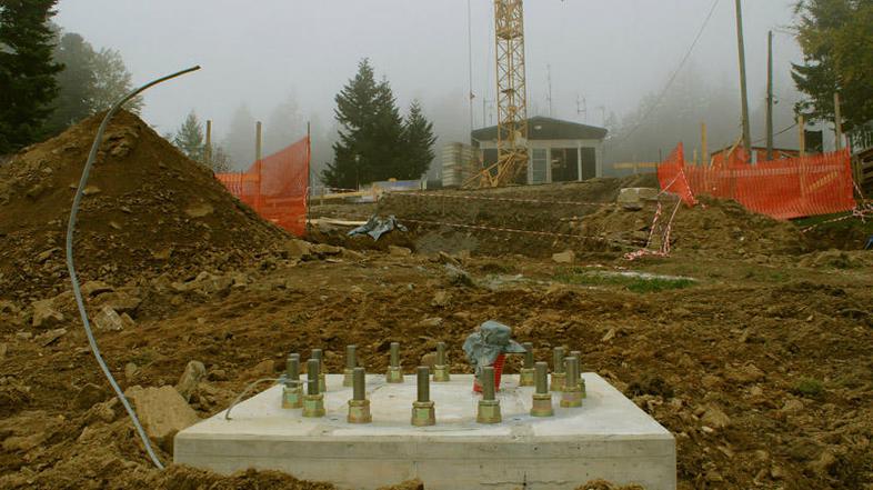 Novi temelji imajo do 15 pritrdilnih mest in ni skritih elementov, zato bodo laž