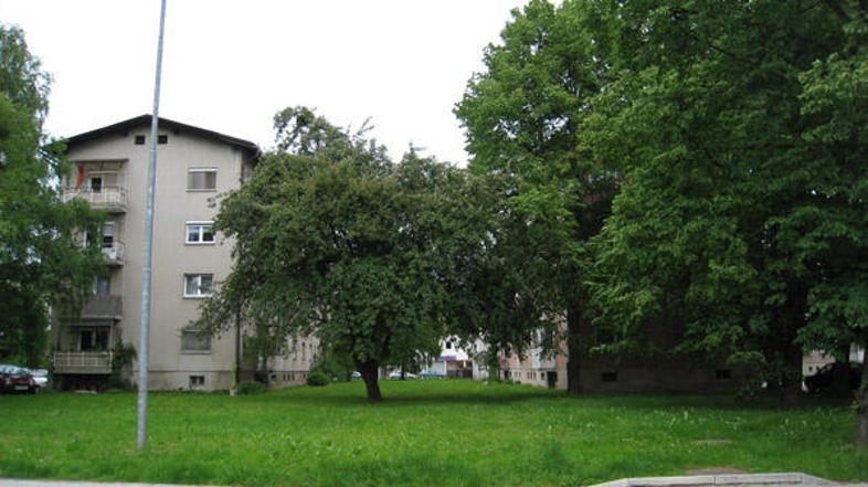 Tudi stanovanje na Kolodvorski ulici, ki ga je svoji ženi pod ceno prodal bivši 