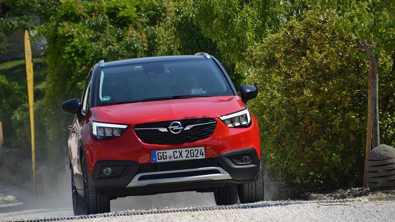 Opel crossland X