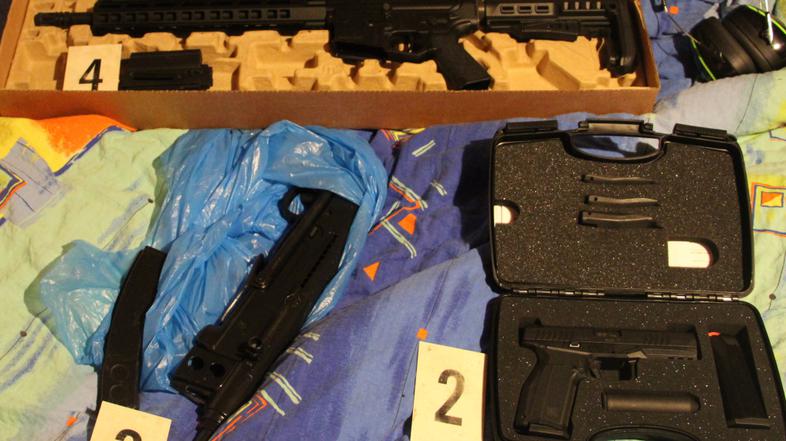 Zaseg orožja in streliva