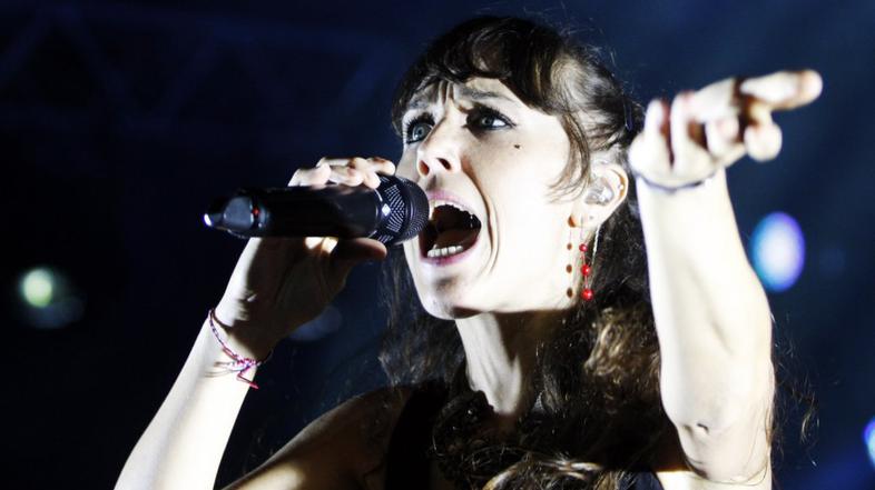 Zaz v Križanke prinesla ljubezen