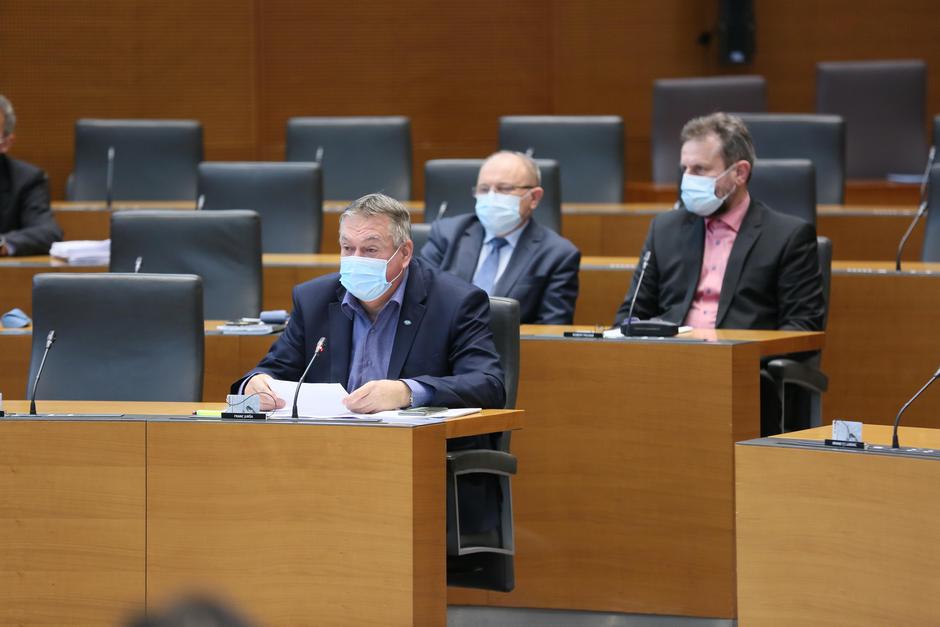 poslanci DeSUS Ivan Hršak Robert Polnar Branko Simonovič | Avtor: Državni zbor/Sušnik Matija