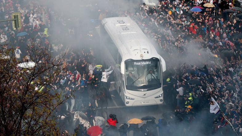 real madrid avtobus