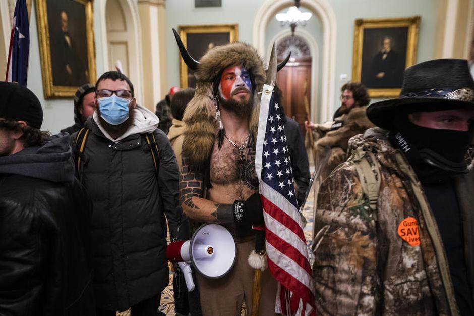 Protesti Kapitol Washington zasedba trump | Avtor: Epa