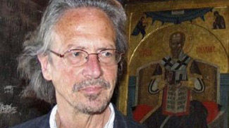 Peter Handke se je nominaciji odpovedal zato, ker želi dati prednost mlajšim avt