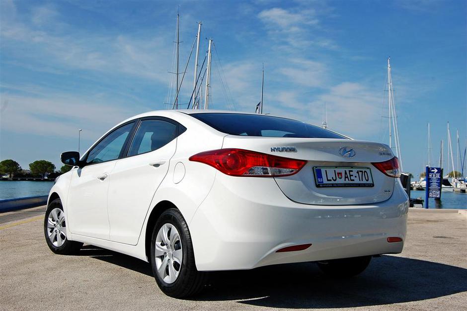 Hyundai elantra | Avtor: Gregor Prebil