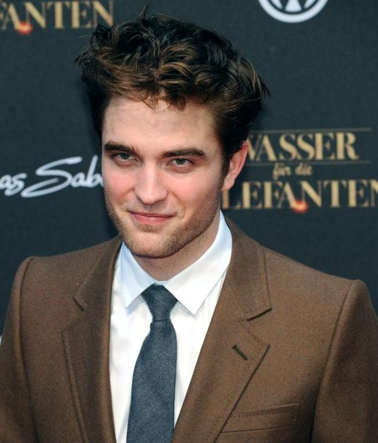 Robert Pattinson