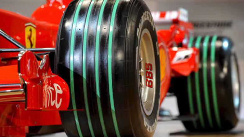 V Tokiu so v sredo na Ferrarijevem bolidu predstavili zeleno obarvane žlebove Br