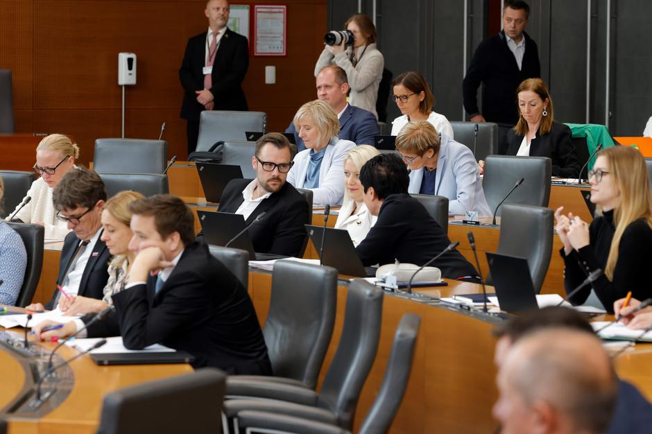 Državni zbor 23. 9. 2022 | Avtor: Matija Sušnik/DZ