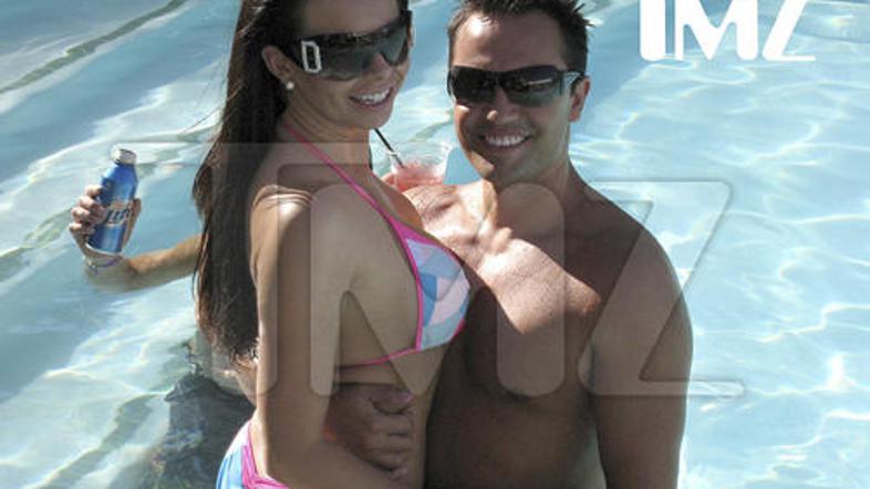 Fotografija je bila posneta 3. avgusta, le 12 dni pred tem, ko so Fiorejevo našl