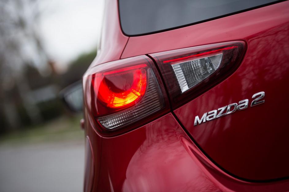 mazda 2