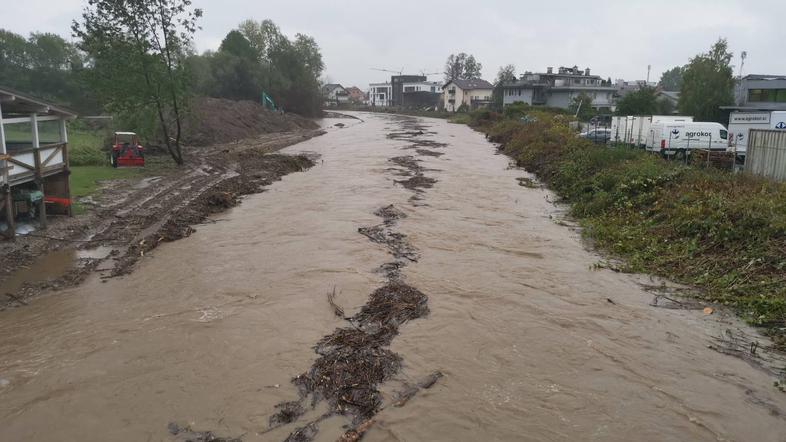 Gradaščica poplave