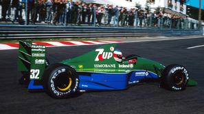 Michael Schumacher je debitiral z Jordanom. To je bila njegova edina dirka za to