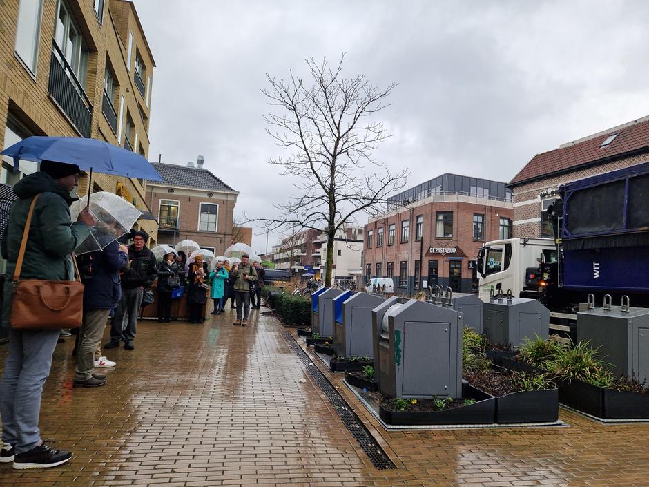 Apeldoorn Nizozemska zabojniki z osebnimi identifikatorji | Avtor: RRA LUR