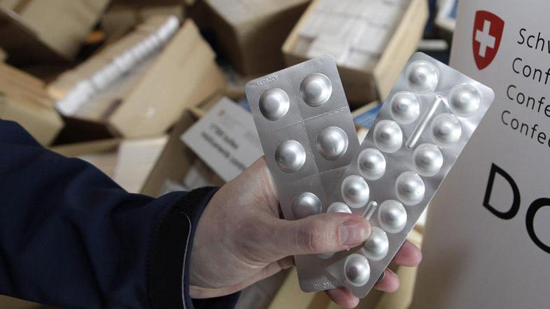 ponaredek, ponarejena zdravila