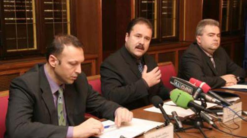 Branko Japelj (na sliki levo) je dejal, da je osumljeni od oškodovanca zahteval 