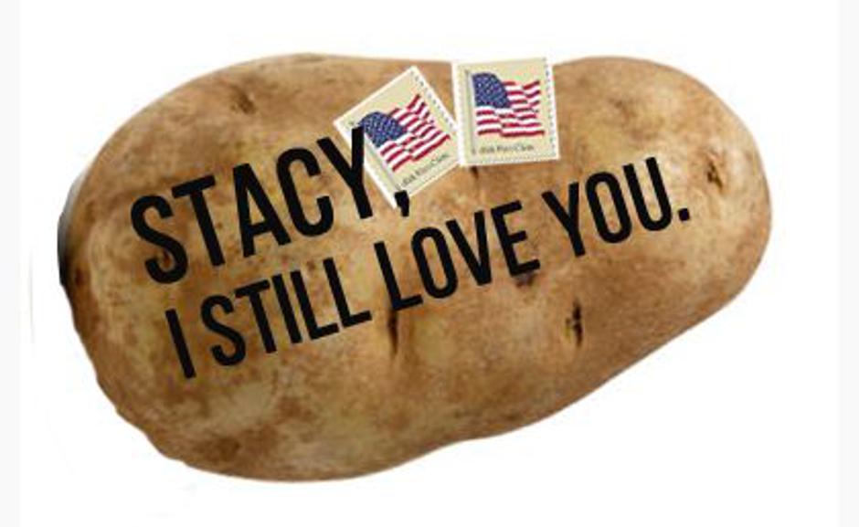 Krompir z napisom | Avtor: Potatoparcel