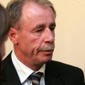O tem, kakšne te akcije bodo, Lombar še ni želel govoriti.