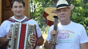 Primož Kozmus, podpornik festivala, in Tomaž Zorko, direktor festivala. (Foto: P