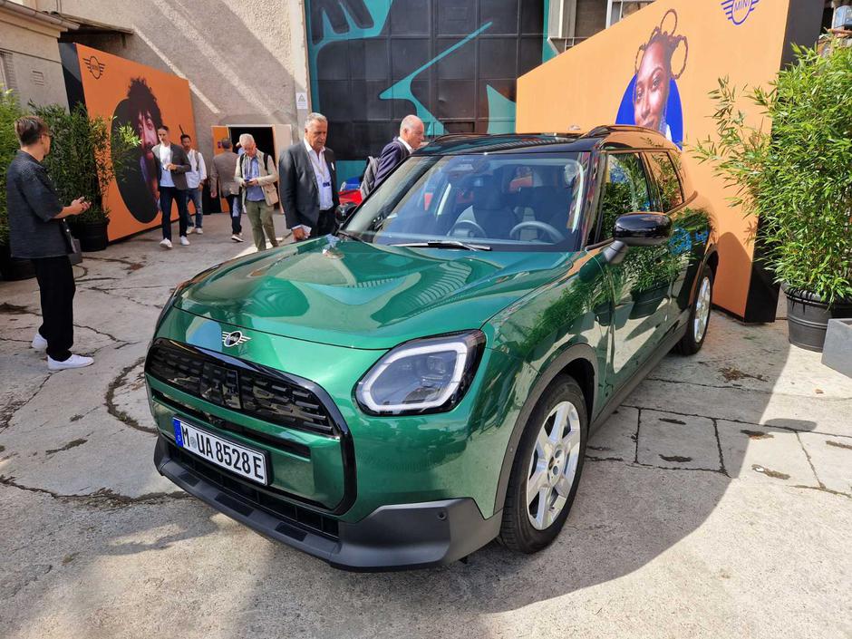 MINI premiera cooper in countryman | Avtor: Gregor Prebil