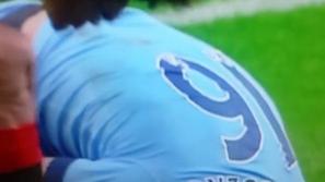 Fellaini Agüero pljunek