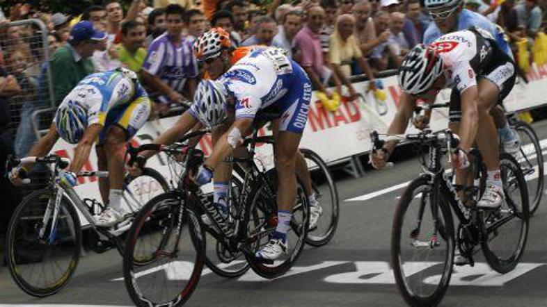 17. ravninsko etapo dirke po Španiji je v ciljnem sprintu dobil Belgijec Wouter 