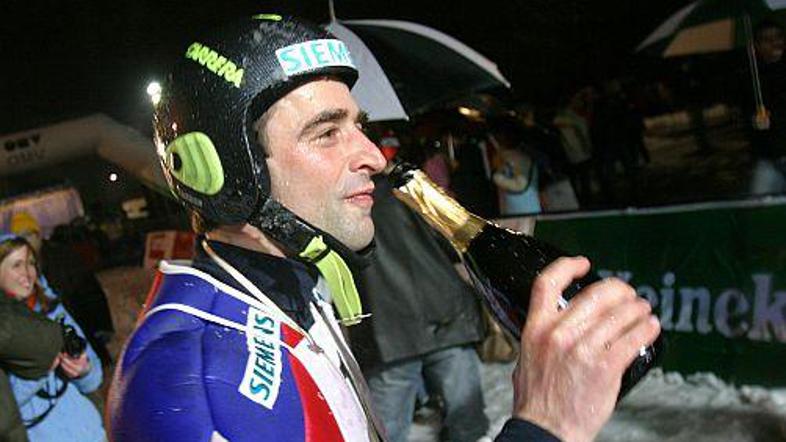 Franci Petek želi fantom pomagati, tudi z denarnimi kaznimi.