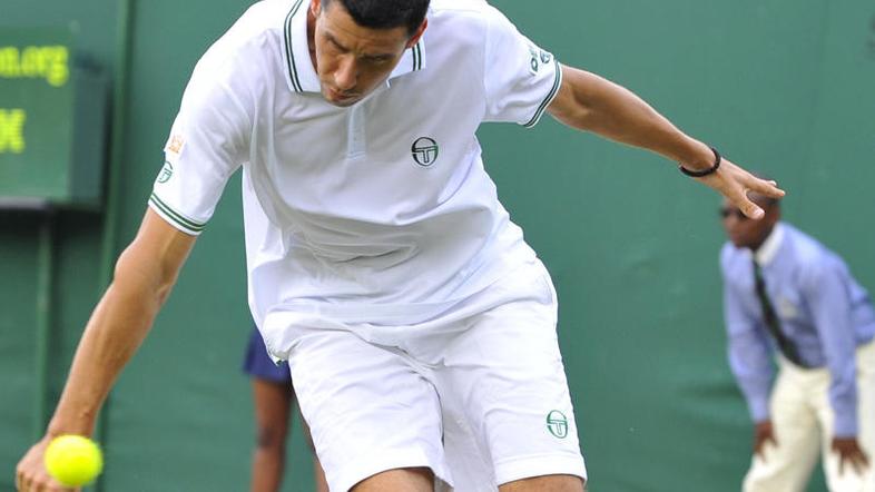 Victor Hanescu je izgubil živce. (Foto: Reuters)